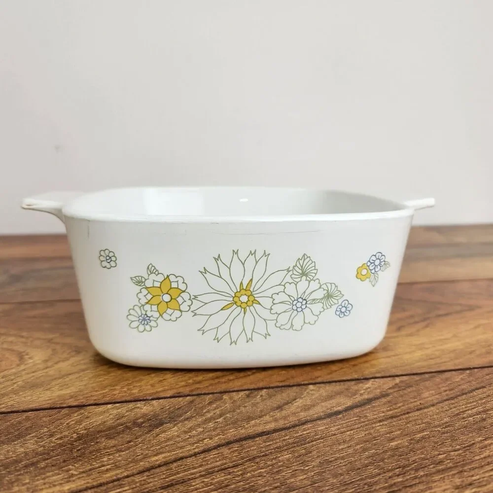 Corning Ware 1 1/2 Quart Casserole Dish Floral Wild Flower Bouquet Vintage USA